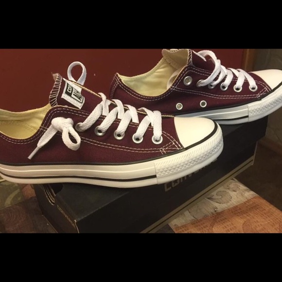 6.5 brand new converse
