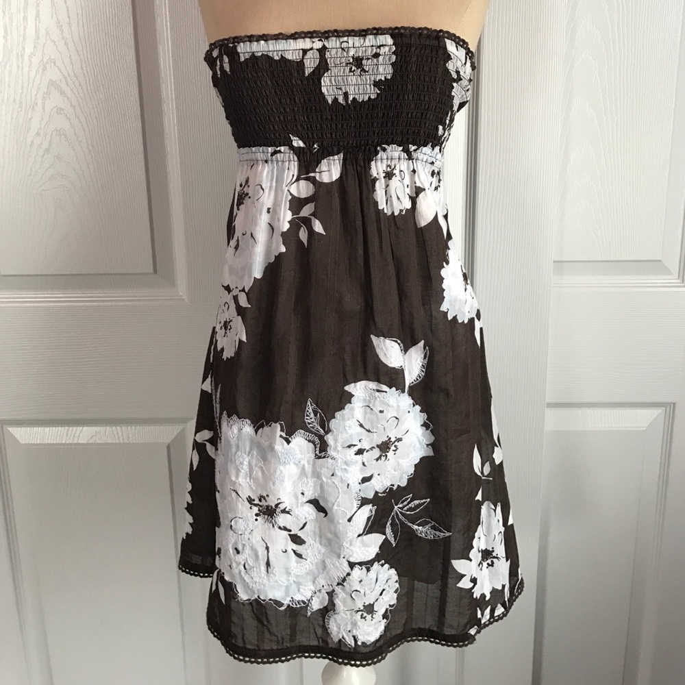 Strapless A&F Dress