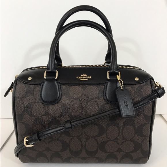 Coach Handbags - 🆕Coach Signature Satchel 🎁💝