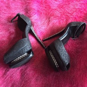 6 inches high platform