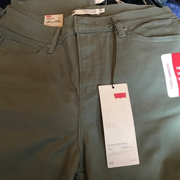 Figure enhancers Levi's