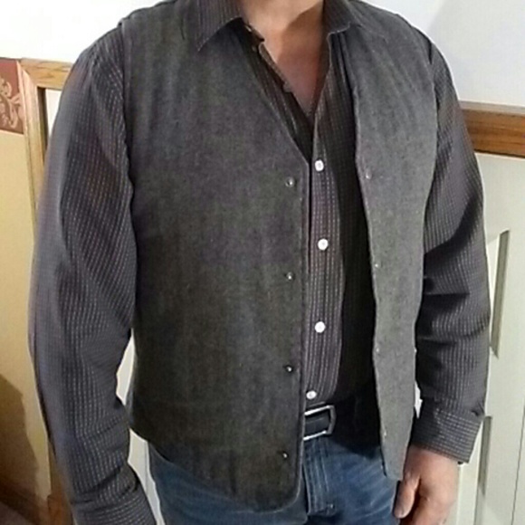 👍Price drop Woolrich vest