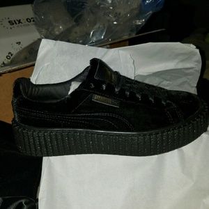 Rihanna velvet Creepers