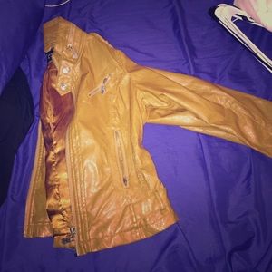 Comfortable beautiful leather jacket