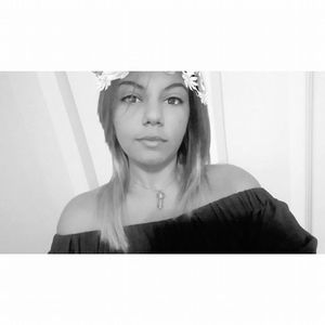 Meet your Posher, Liz