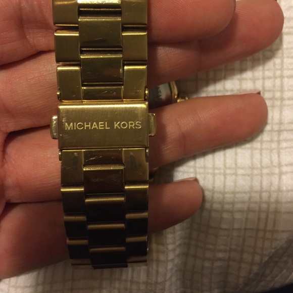 Gold Michael Kors chronograph watch - Picture 2 of 4