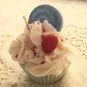 Blueberry Lollipop Cupcake Candle, 1
