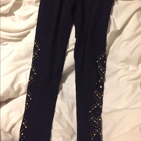 Leggings w gold studs
