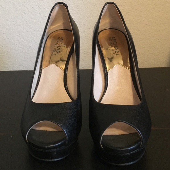 Authentic Michael kors heels