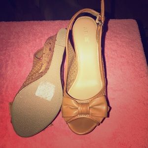 Apt. 9 wedges.