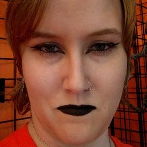 Meet your Posher, Hope