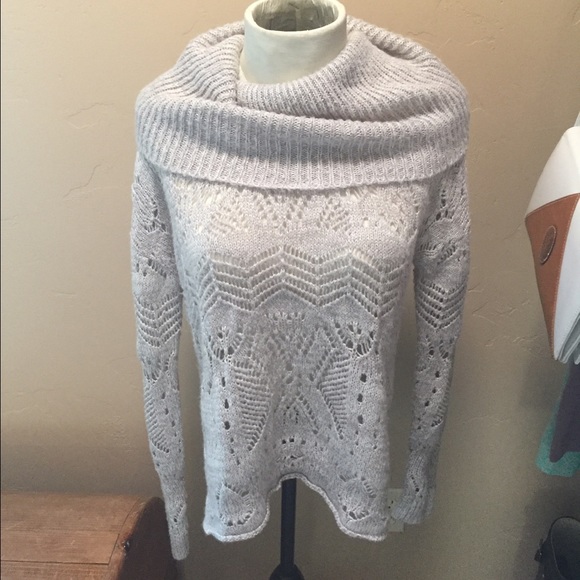 Perfect condition metallic sweater