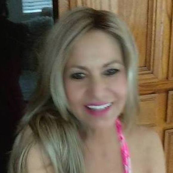 Meet your Posher, Lori ann - Picture 1 of 1