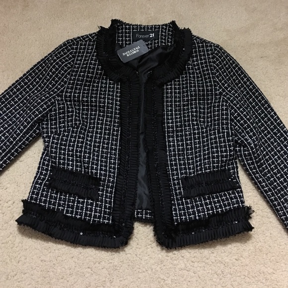 Forever 21 ruffle trim blazer