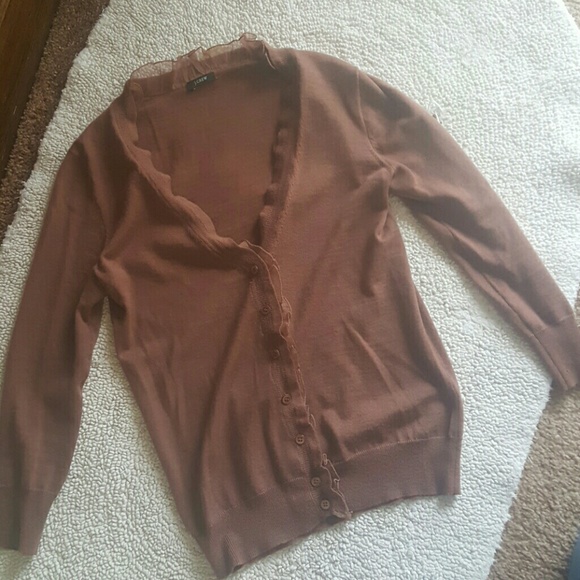 Cardigan sweater with ruffle