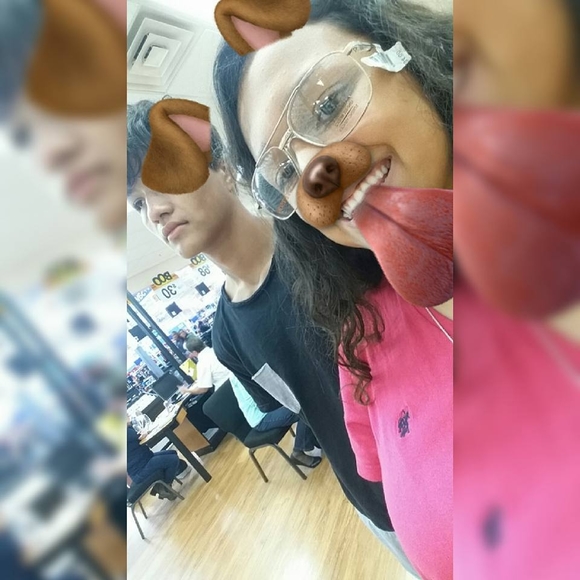 Meet your Posher, Albanie - Picture 1 of 1