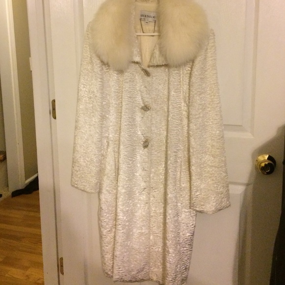 Lily and Taylor Jackets & Blazers - Vintage Lily and Taylor Long Coat