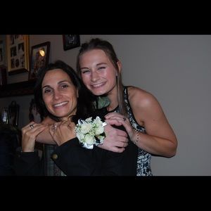 Meet your Posher, Evelyn