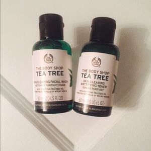The Body Shop Tea Tree Skin Clearing Toner & Wash