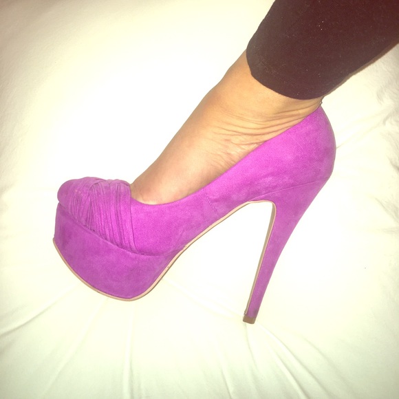 Platform heels 💜💓 - Picture 1 of 4
