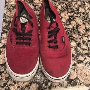 MAROON VANS