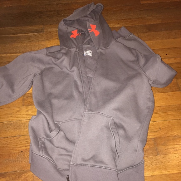 Youth xl under armour hoodie