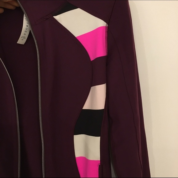 Lululemon jacket - Picture 3 of 4