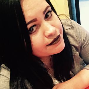 Meet your Posher, Carina