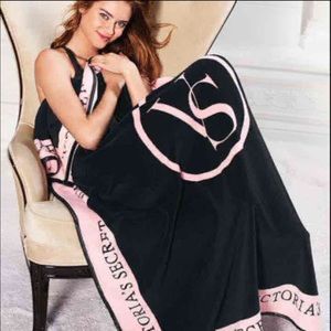 NEW Victoria Secret blanket