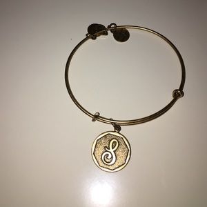 S intial Alex and ani