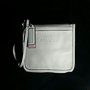 **SOLD**Genuine White Leather Coach Wristlet!