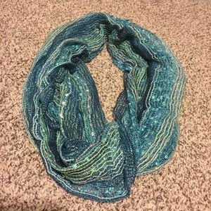 Infinity scarf