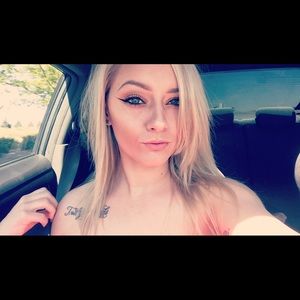 Meet your Posher, Bella