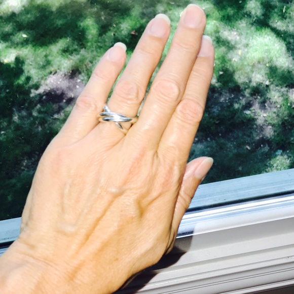 NWOT Silver Trinity Triple 3 Three Ring Band - Picture 4 of 6