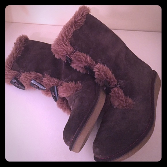 Earth Shoes Winter Boots Brown Size 10