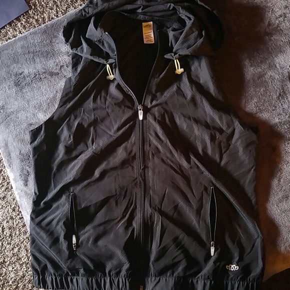 Black Nylon running vest with hood and pockets