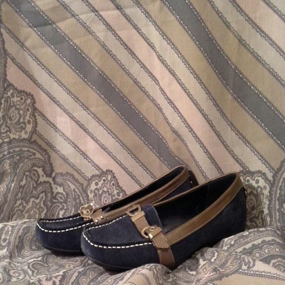 Womens heels