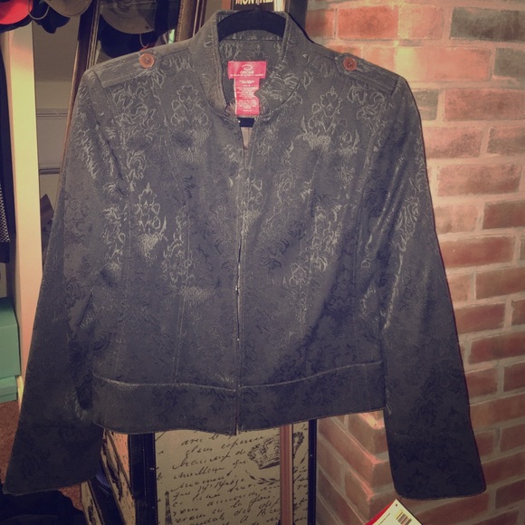 Beautiful Oscar short blazer