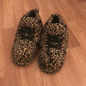 Snooki cheetah print slippers