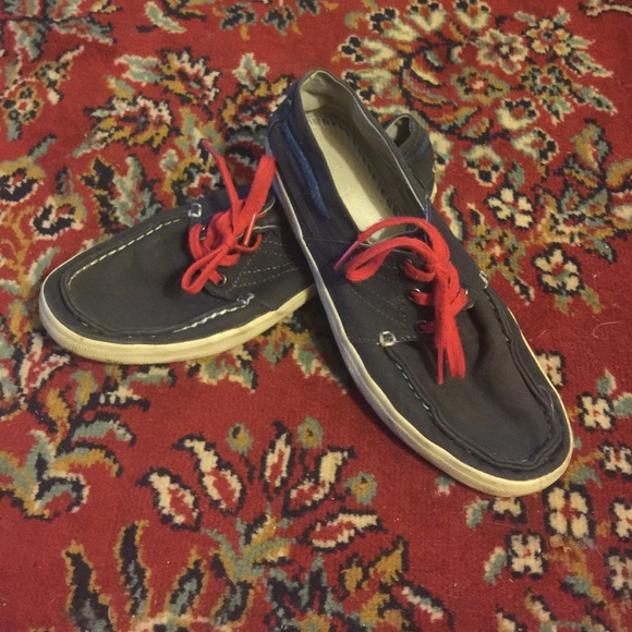 Tretorn boat shoes
