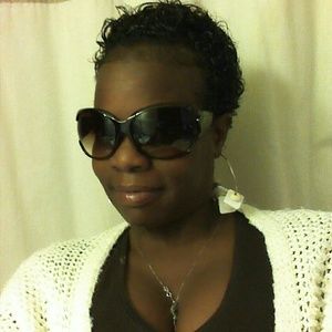 Meet your Posher, Tiffany