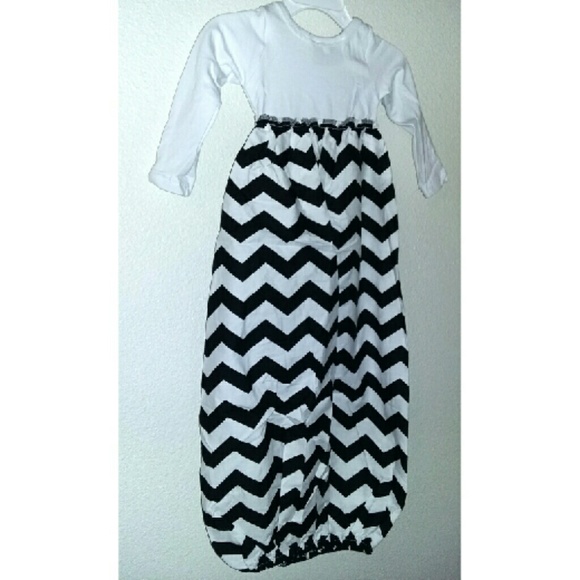 Chevron Print Boutique Dress - Picture 4 of 5