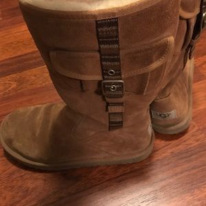 Tan/camel ugg boots