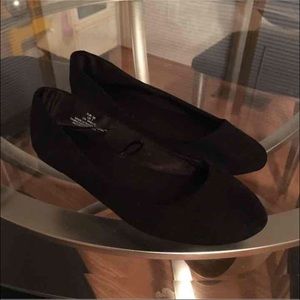 H&M black flats