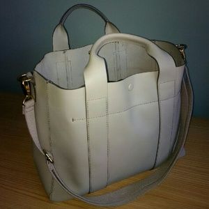 GAP 415978 Leather Tote wit Crossbody Strap - Grey