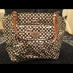 Black & White Coach Purse/Tote/Shoulder Bag