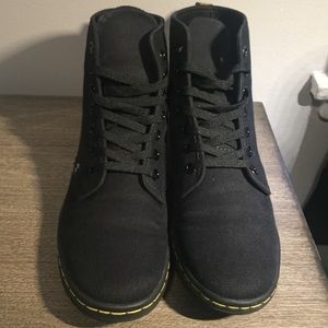 Dr Martens Shoreditch BARELY USED!!!!