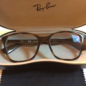 Rayban RB7066