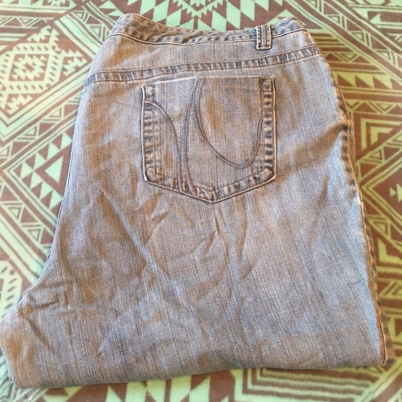 Ana Stretch Denim Capri