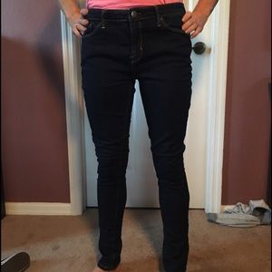 Mossimo Jeans. Curvy Skinny. Size 4 Regular.